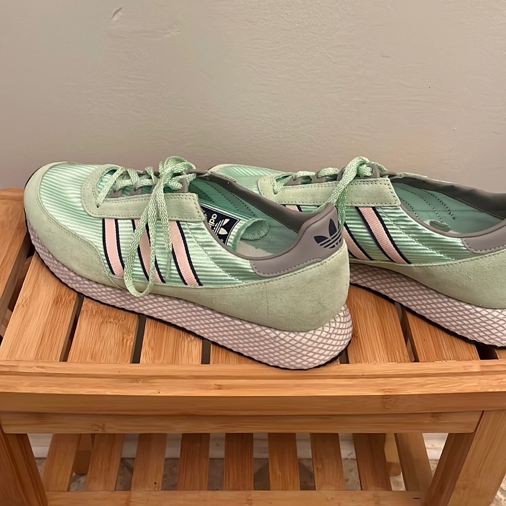 Adidas glenbuck spezial. Only worn a few times